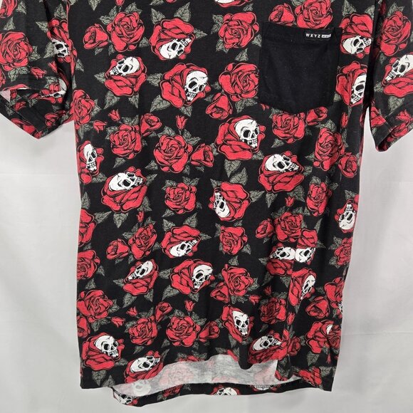All Over Skulls Print Men T-Shirt WXYZ LG Short Sleeve Front Pocket Halloween - Picture 3 of 8